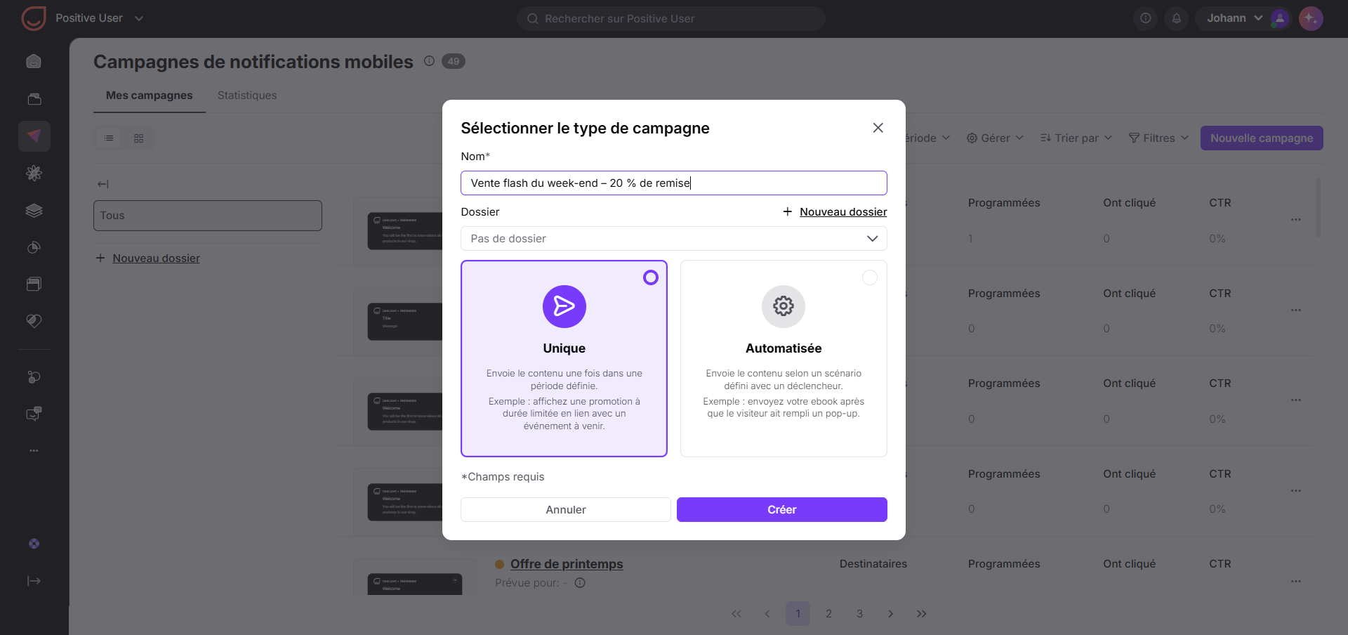 A campaign-type selection modal is open on the mobile notification campaigns screen, with “Unique” selected and the campaign name entered. Visible: Campagnes de notifications mobiles, Mes campagnes, Statistiques, Sélectionner le type de campagne, Nom*, Vente flash du week-end – 20 % de remise.