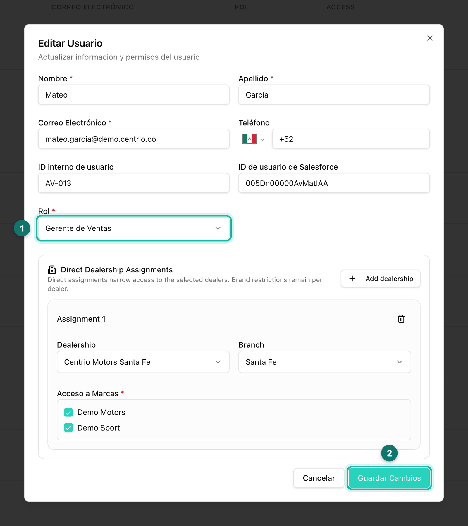 Edit user form with the role and Guardar Cambios button highlighted