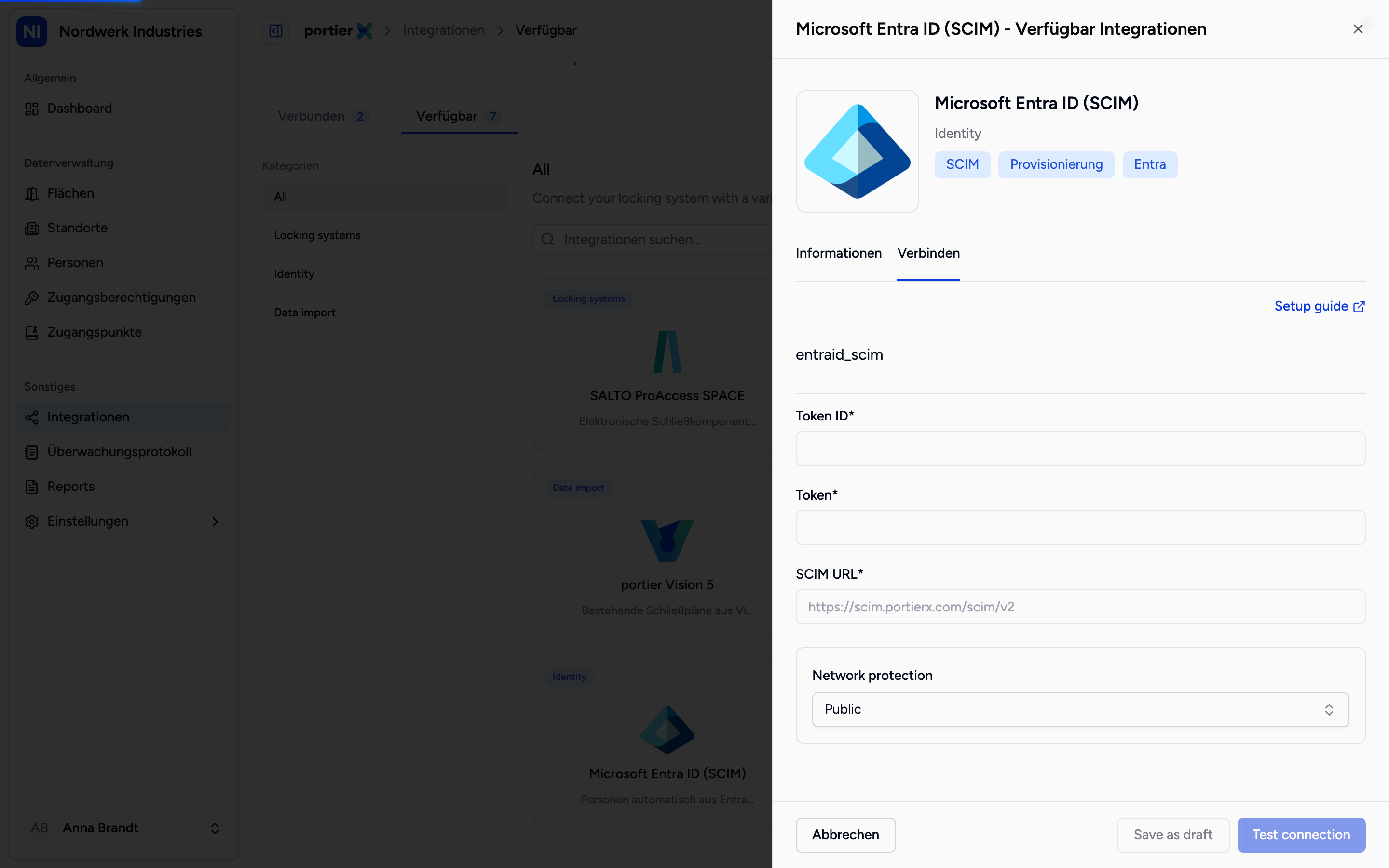 Die drei Werte stammen aus der Provisioning-Seite. SCIM URL entspricht der Tenant URL, die Ihnen dort einmalig angezeigt wurde.