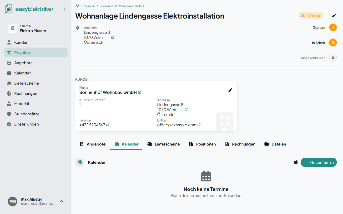 Projektseite mit Adresse, Status, Kunde und Reitern