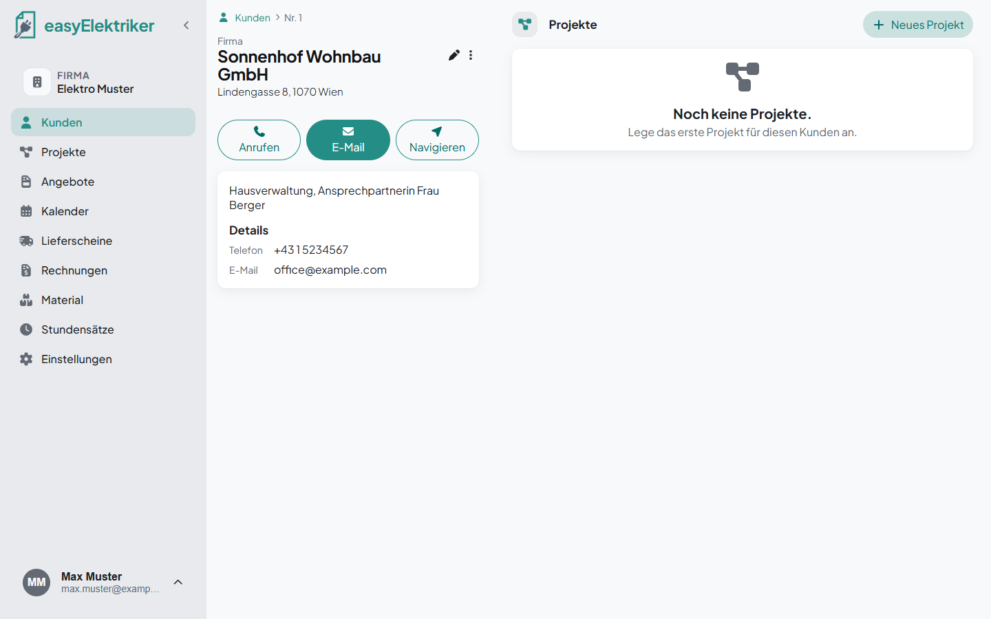 Customer page on a computer with call, email, navigation and projects